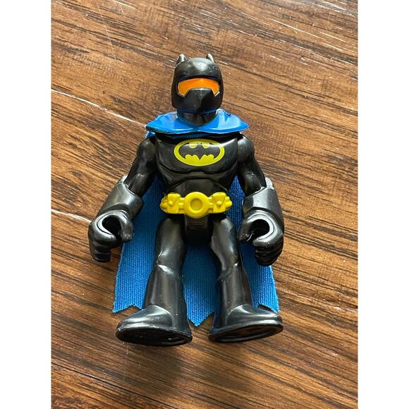 Imaginext DC Comics Batman with cape - Picture 1 of 2
